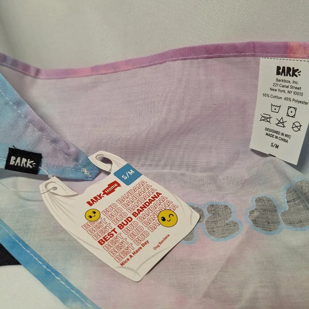 NWT Bark Best Bud Bandana S-M